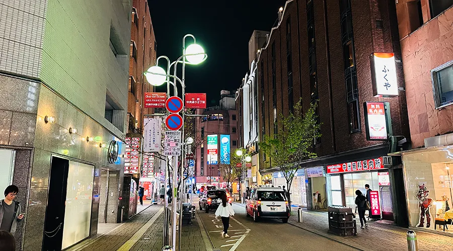 中洲の情報誌・雑誌SPLY（スプレイ）の誌面